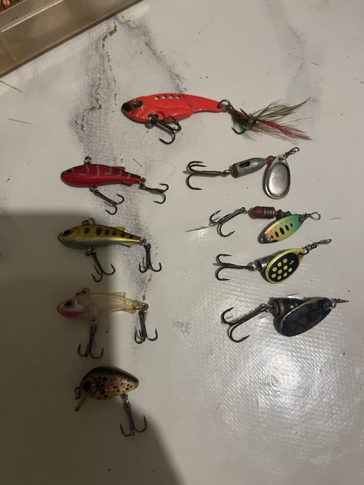 Продам Воблера разные