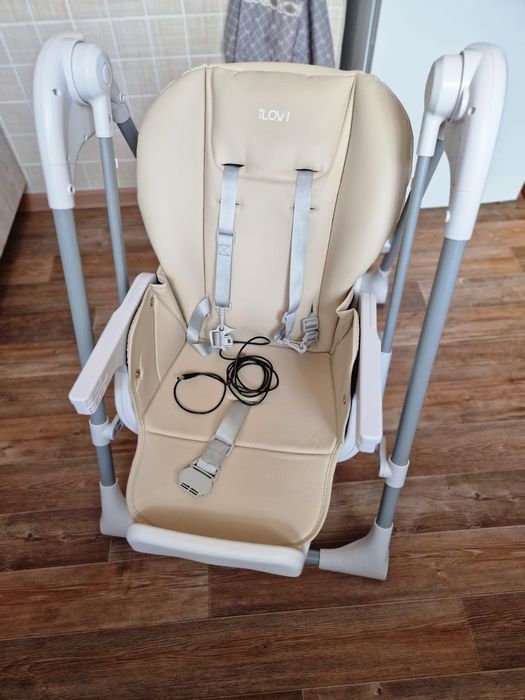 Детский стульчик для кормления.