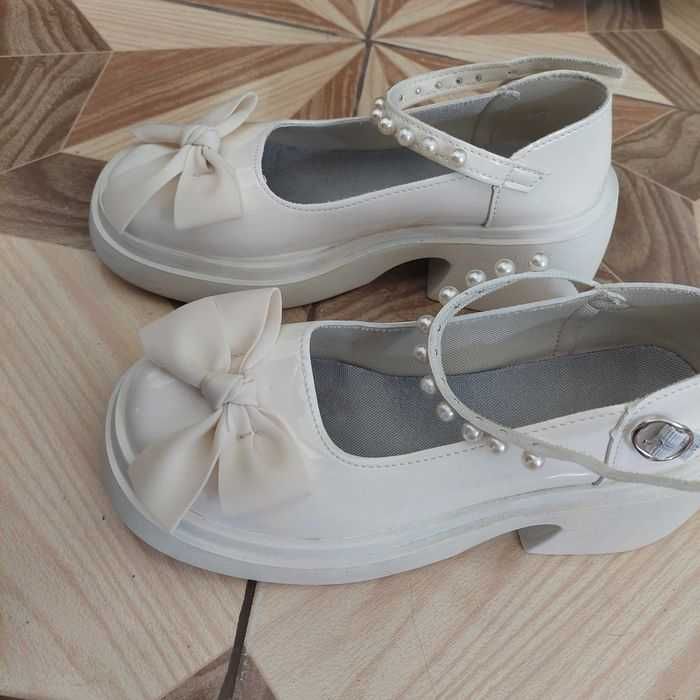 Pantofi Mary Jane 36