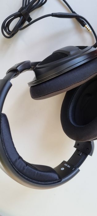 Casti Sennheiser HD 569
