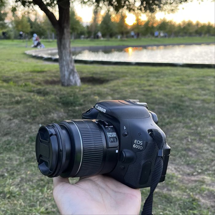 Canon 600D (kit)