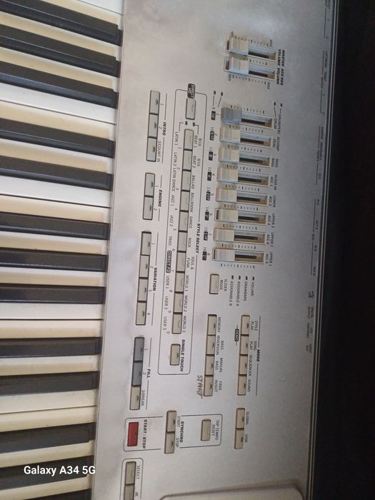 Korg P1Xpro orgă