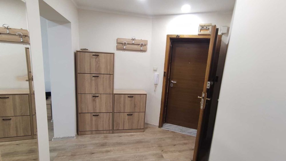 Дава се под наем Тристаен апартамент в София, Белите брези - 120 кв.м за 750 € - Снимка #3