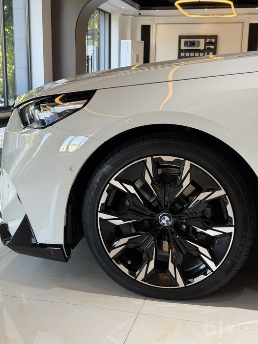 BMW 530e luxry complictation