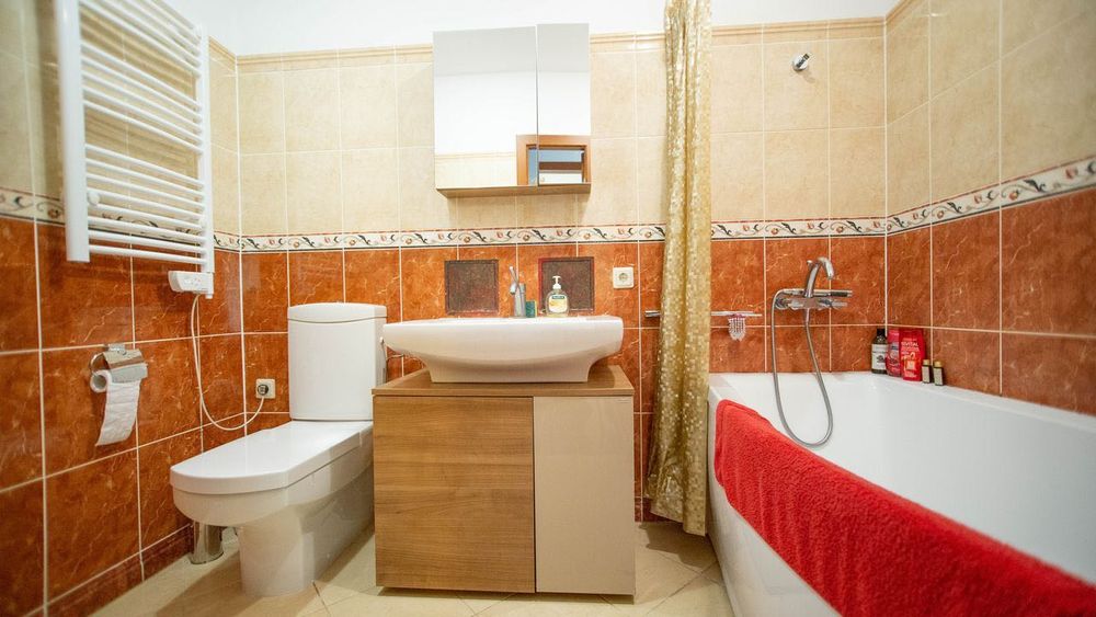 Продава се Тристаен апартамент в София, Манастирски ливади - 84 кв.м за 2024 €/кв.м - Снимка #1