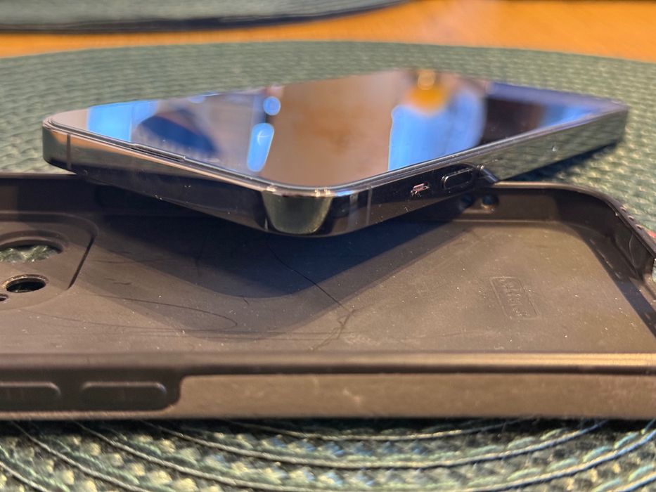 iPhone 13 Pro black negru