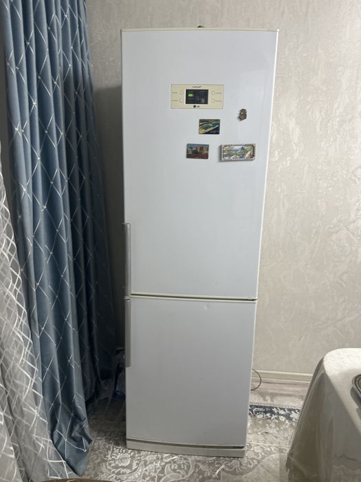Продам холодильник LG