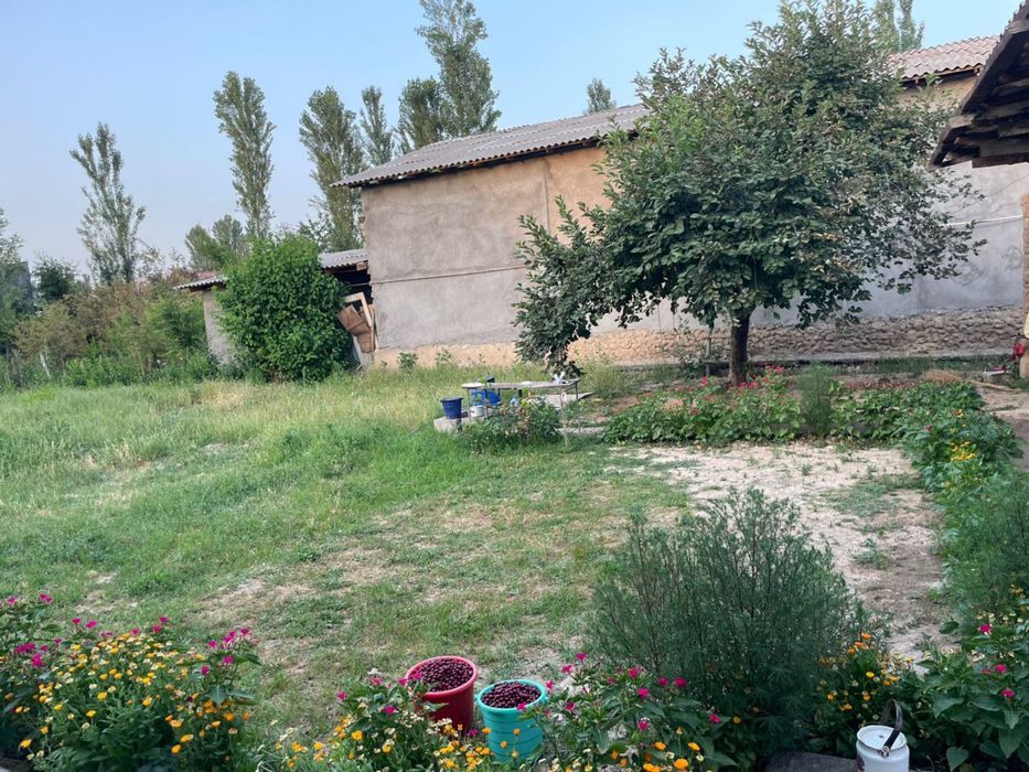 Участка сотилади