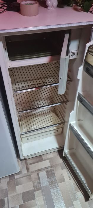 Продам холодильник Саратов