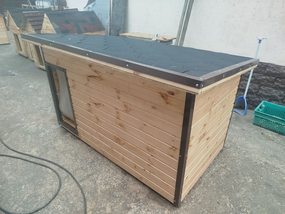 Будка для собаки с тамбуром