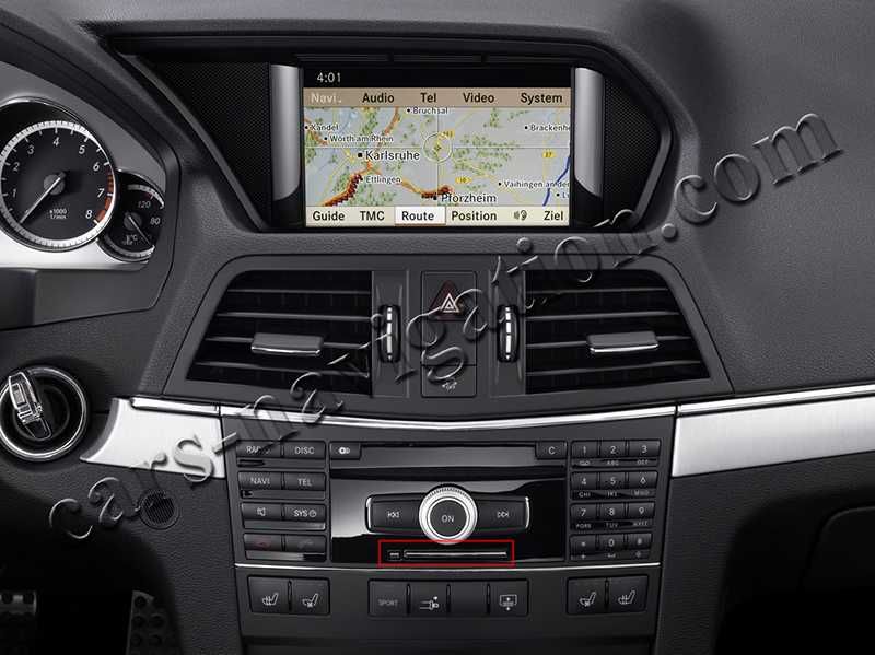 ОРИГИНАЛЕН Мерцедес адаптер четец за СД карта Mercedes PCMCIA SD карти