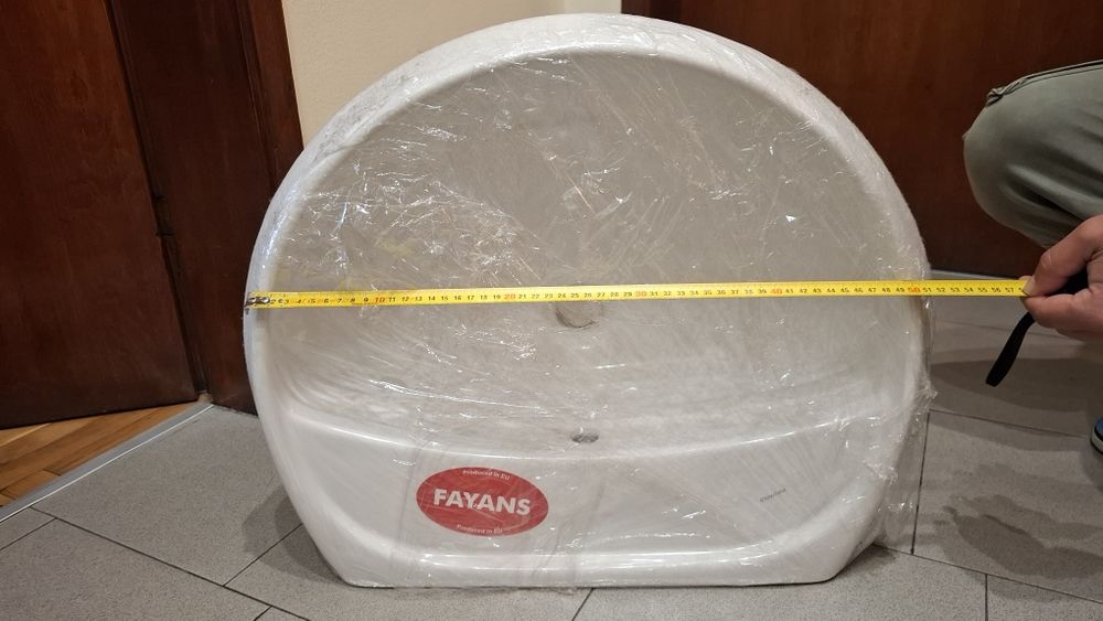 Нови: 1 Моноблок/2 мивки, едната за вграждане/1 ботуш за мивка