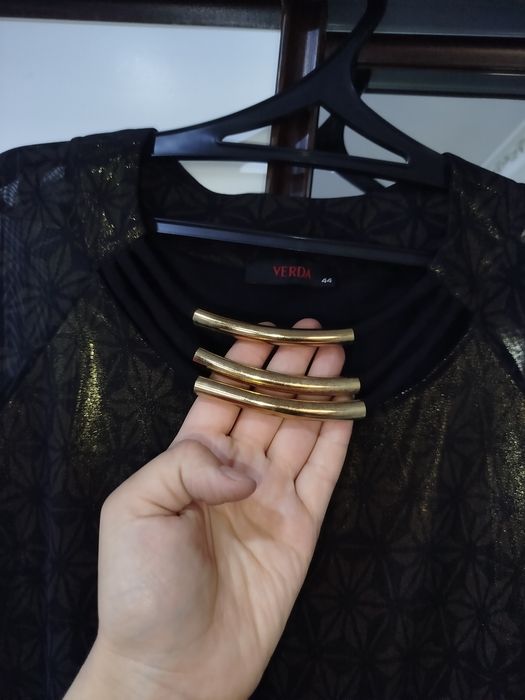 Продам новое платье