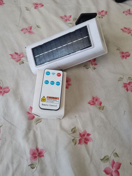 Lampă solară reîncărcabilă solară