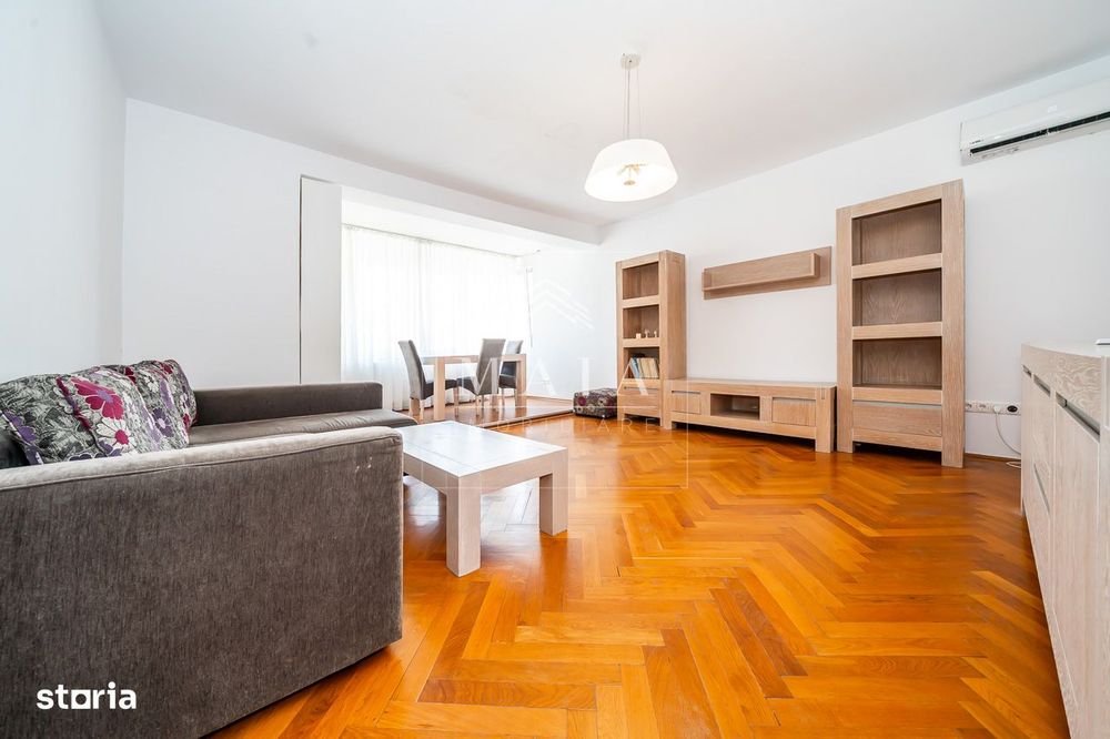 Apartament 3 camere decomandate, etaj 3, cartierul Strand