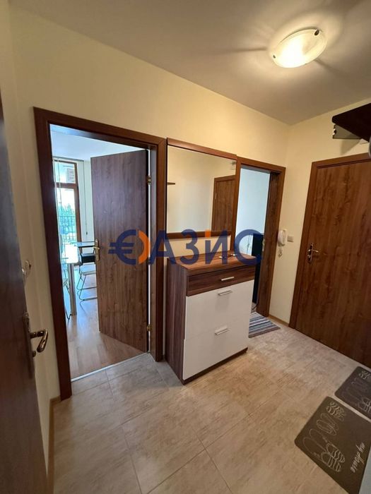 Продава се Тристаен апартамент в к.к. Слънчев бряг - 92 кв.м за 610 €/кв.м - Снимка #4