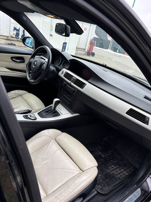 BMW e90 320d automat