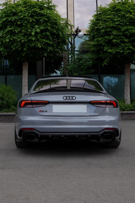 Audi RS5 Coupe 450CP Nardo Grey Carbon Pack B&O Full Full