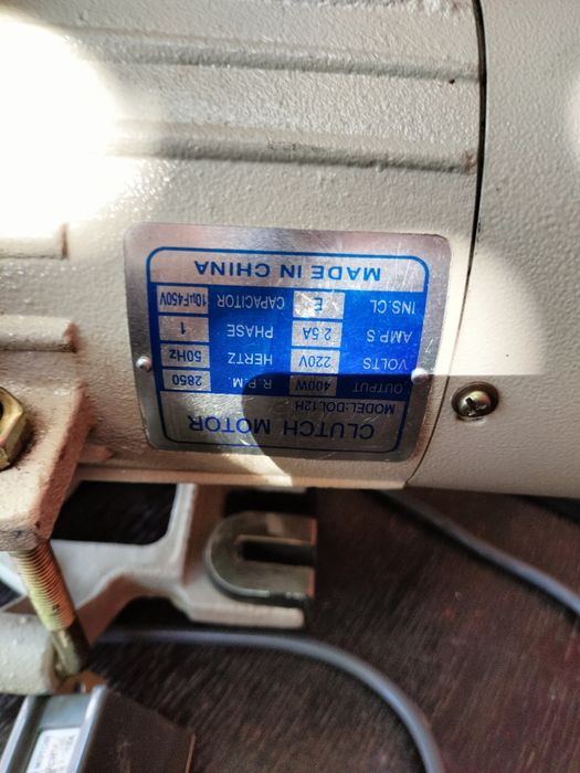 Tikuv mashina uchun mator ideal.