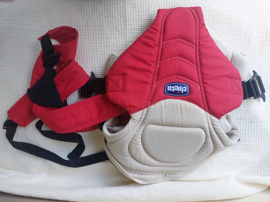 Кенгуру за бебе Chicco Soft & Dream с подарък Колан за прохождане Jane