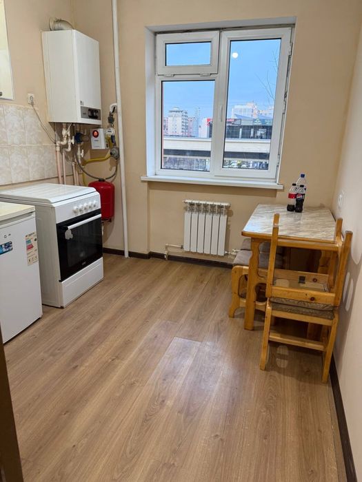 Sergili 5a metro 2 bekat 2 xonali kvartira sotiladi