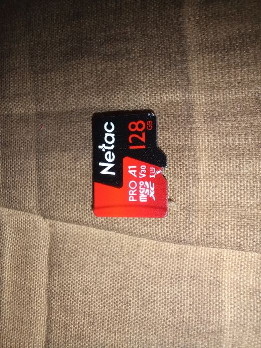 Продам флешку micro SD на 128 gb