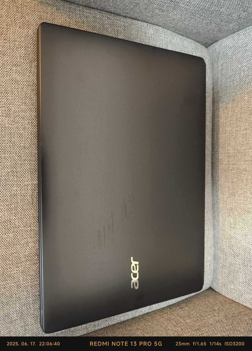 Acer Travelmate P276, 17inch, baterie noua, I5, 8Gb, 128Gb SSD+1TB HDD