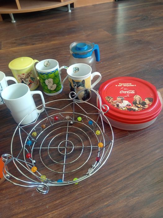 Чаши,кана и панер