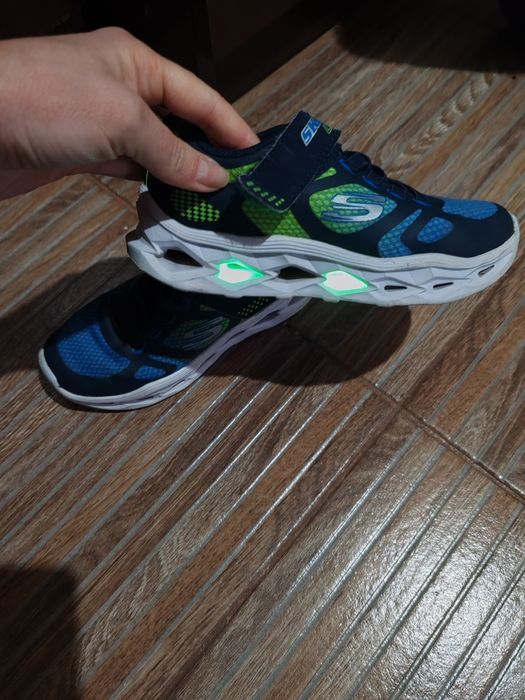 Adidași copii baieti 6-7 ani