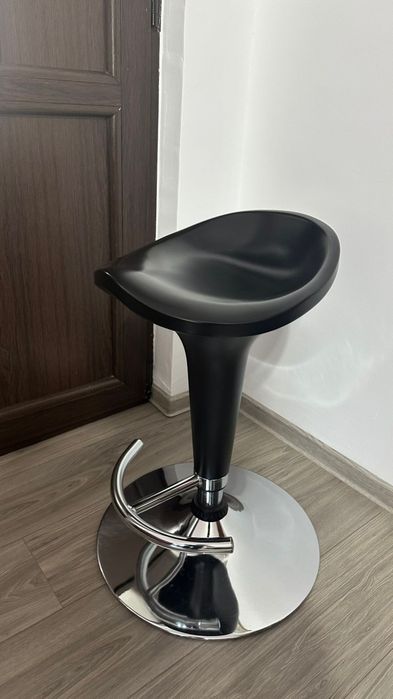 Scaune de bar rotative cu înălțime reglabilă