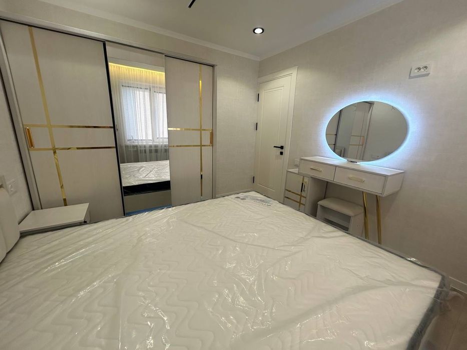 Максим Горький, 2в3/3/5 , первая сдача квартиры