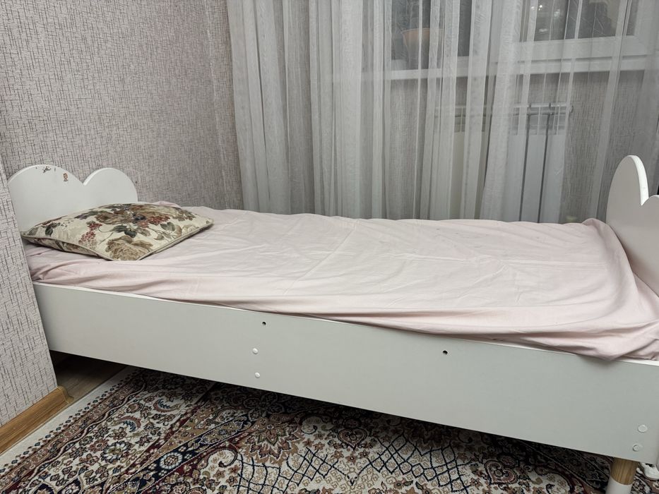 Кровать детская/ подростковая