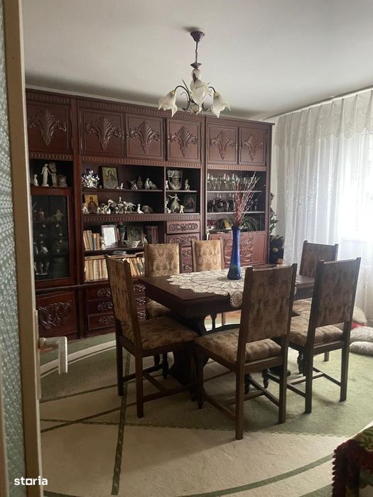 Apartament 2 decomandat,parter