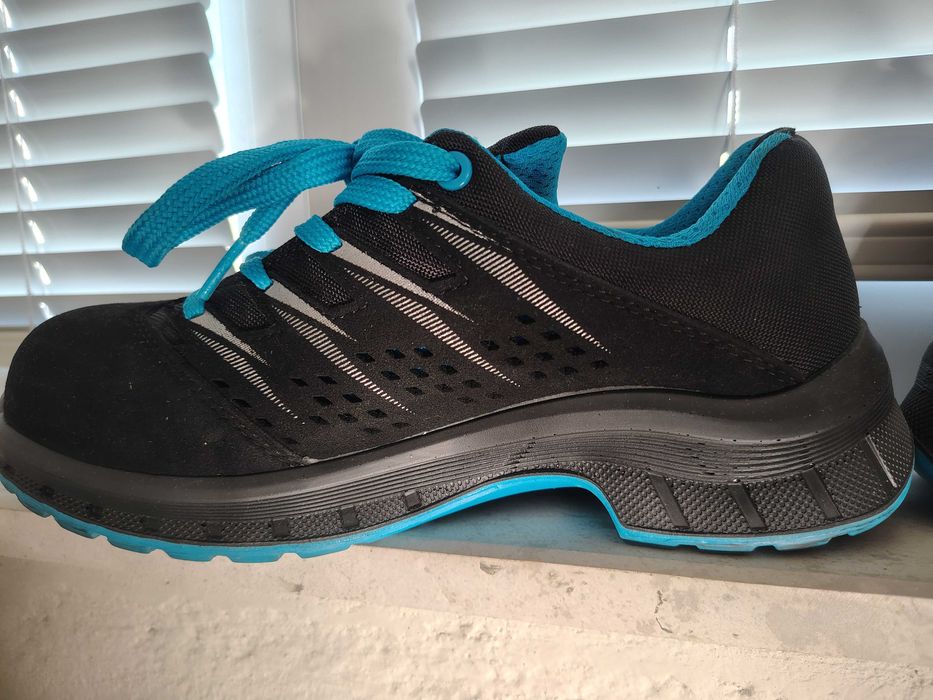 работни предпазни обувки Puma номер 39, Uvex-38 номер