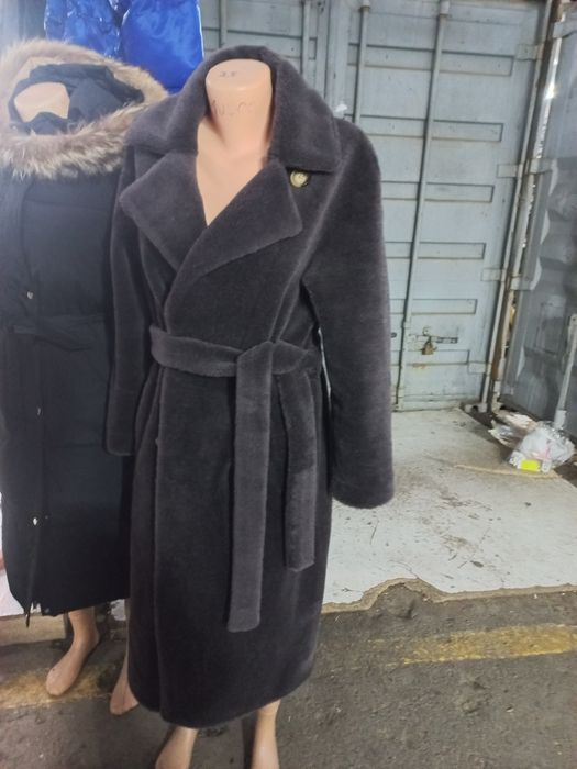 Шоколадное пальто из натуральной овечьей шерсти