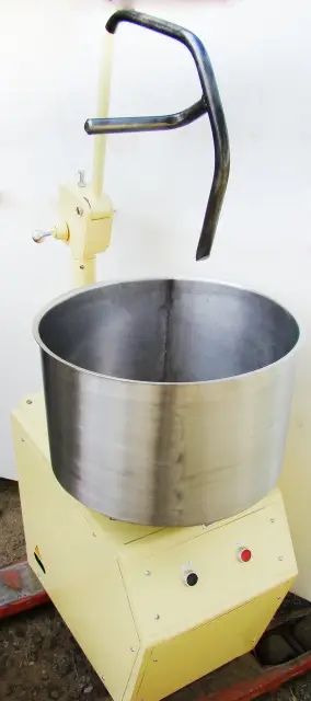 Тестомес 60 литр