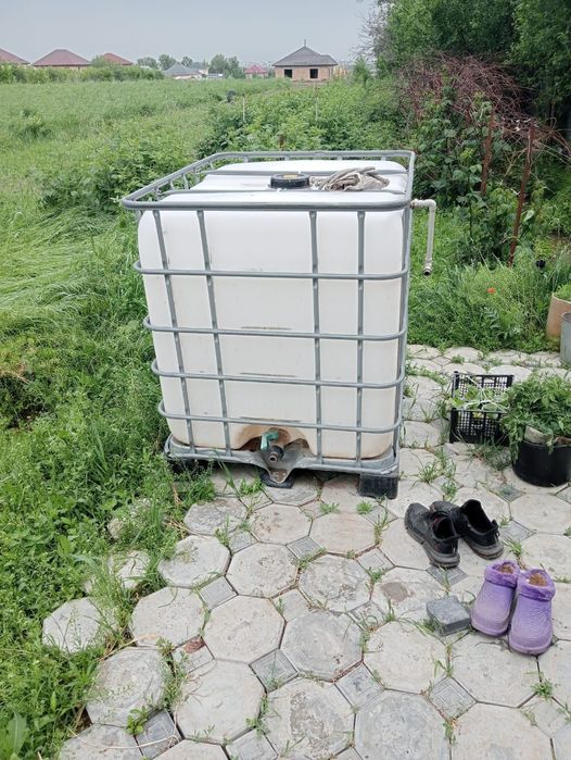 Бачка для воды продам город каскелен.