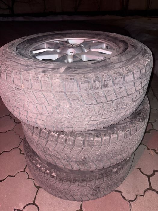 285/70/17 bridgestone