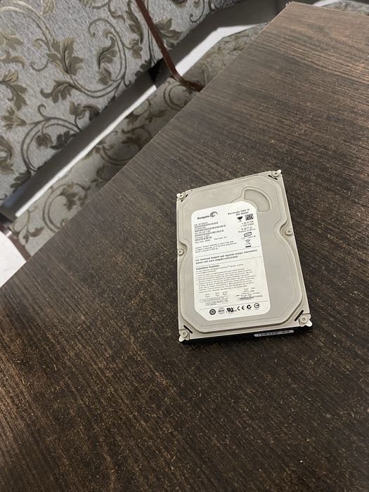 Vand Hdd de 250gb