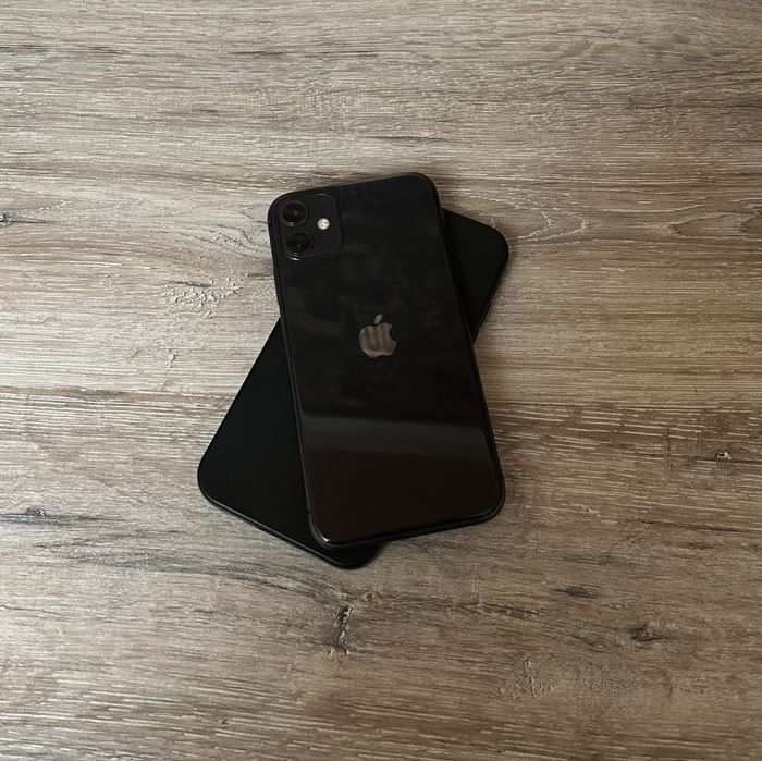 Продам iPhone 11 в идеальном состоянии