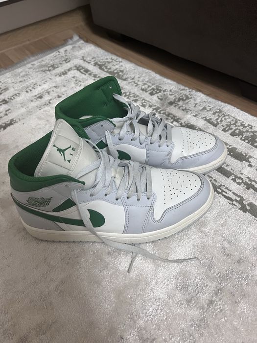 Adidasi Air Jordan 1 Mid