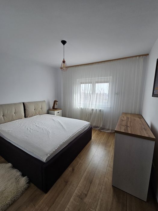 Apartament 3 camere renovat+mobilat