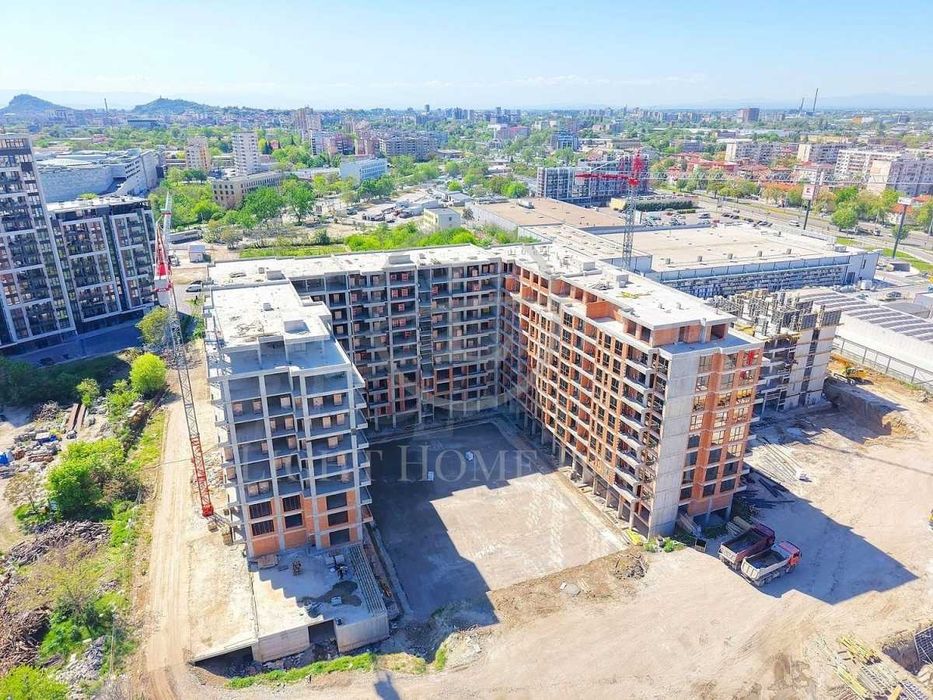 Продава се Едностаен апартамент в Пловдив, Тракия - 43 кв.м за 708 €/кв.м - Снимка #1