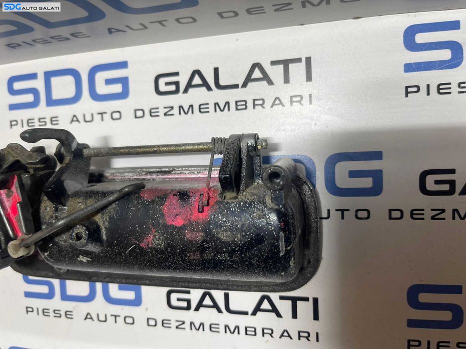Maner Clapeta Actionare Deschidere cu Butuc Hayon Haion Capota Portbagaj Volkswagen Golf 4 Hatchback 1998 - 2006 Cod 1J6827565A [B3418]