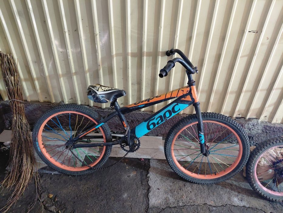 Продам велосипед  3000