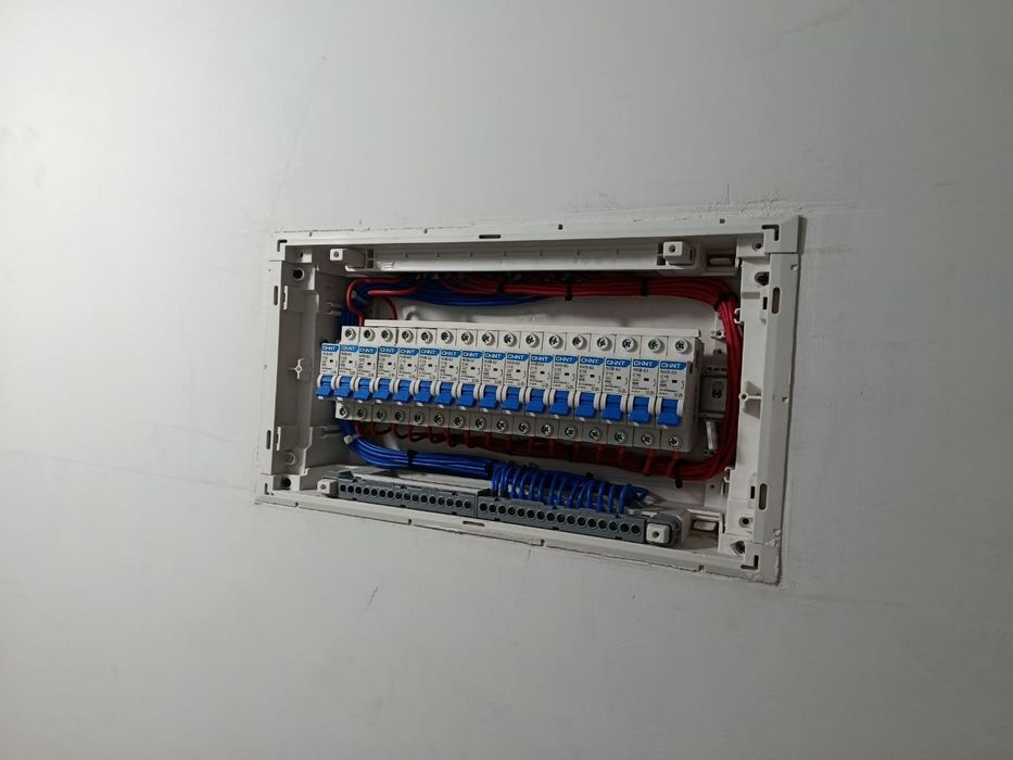 Электрикамонтажные  услуги. Elektrik hizmati