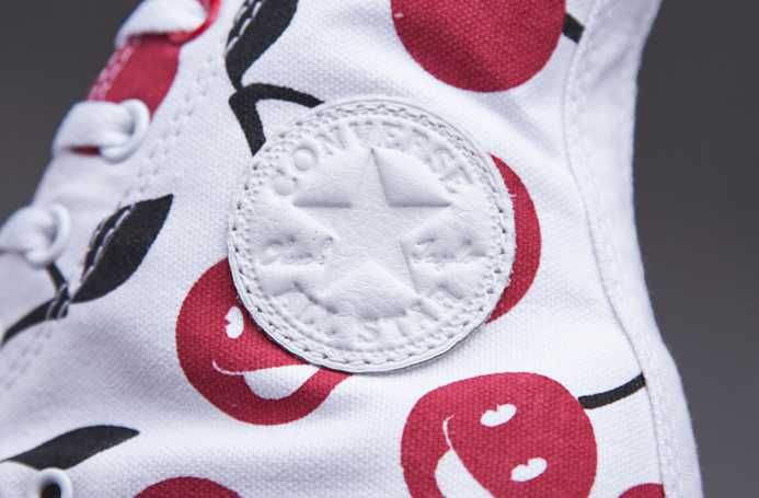 %ПРОМО% CONVERSE № 36/37 – Дамски кецове "CHERRY PRINT HI TOPS" нови