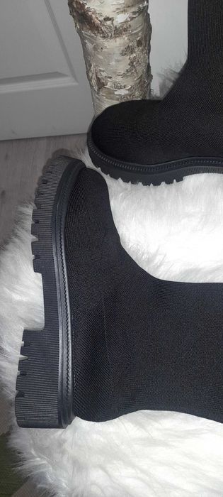 Cizme lungi la moda - NOU