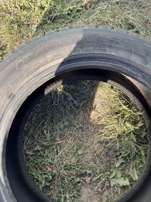 Зимние шины Maxxis 225/55 R18