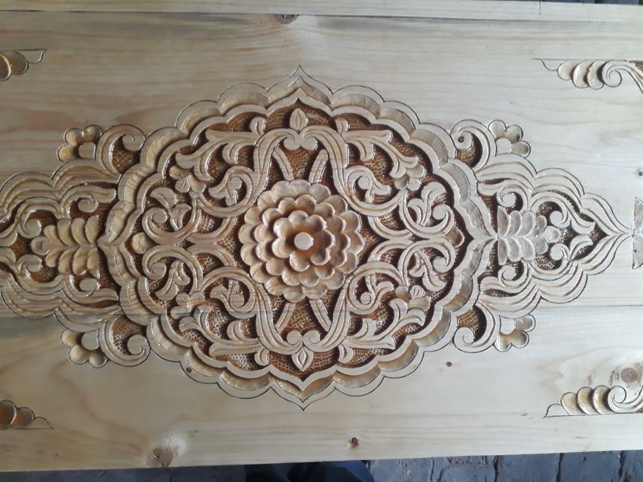 To'ylar uchun maxsus yasalgan sifatli sandiqlar sotiladi